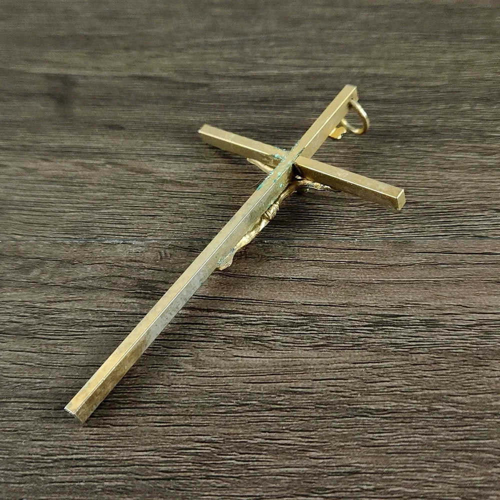 Large Vintage INRI Crucifix Pendant 3.5